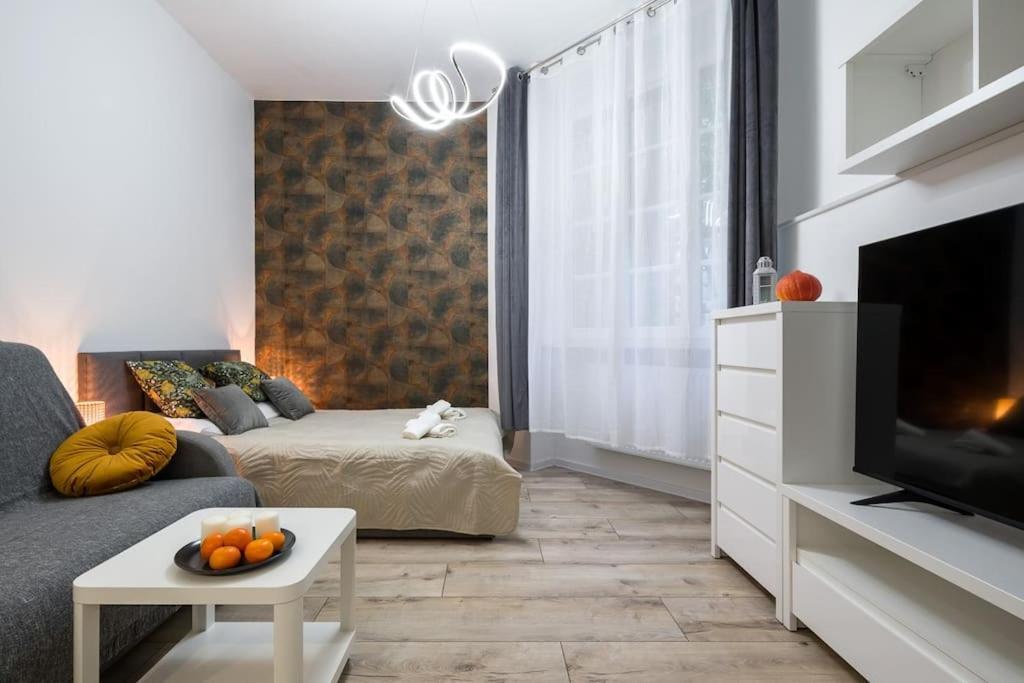 Charming Apartment In Calm And Central Area Kraków Exteriör bild