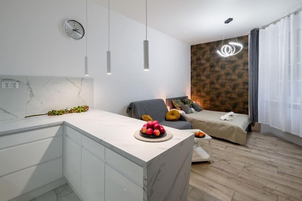 Charming Apartment In Calm And Central Area Kraków Exteriör bild